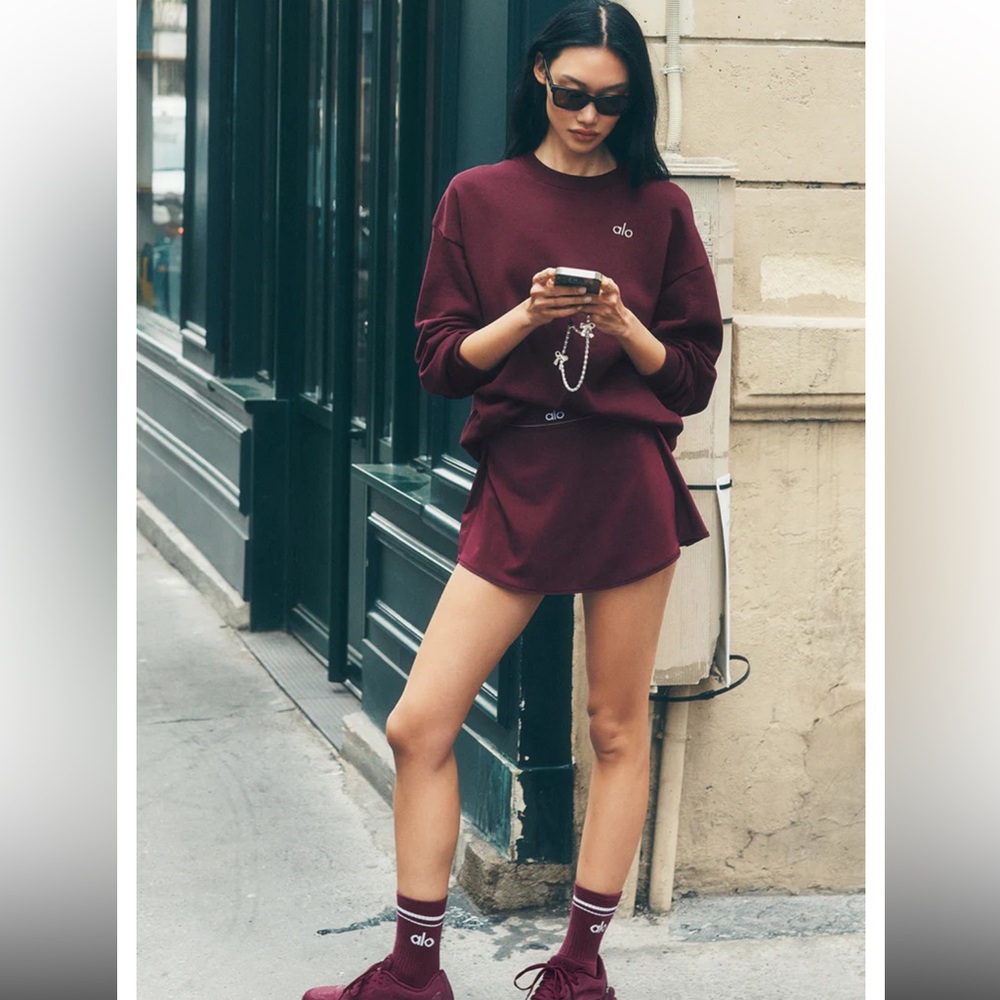 ♥️ALO Yoga♥️ Match Point Tennis Skirt In Burgundy
